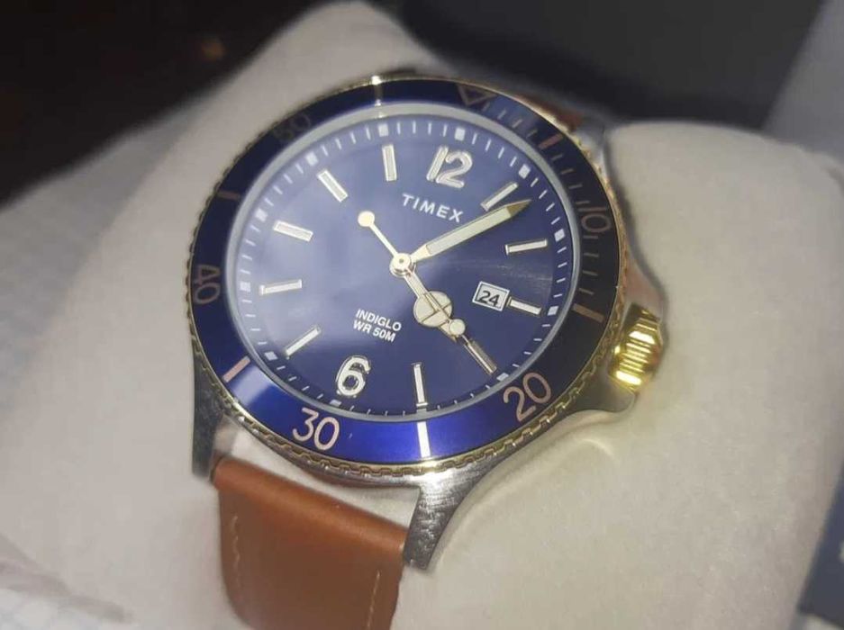 Вінтажний чоловічий годинник Timex Harborside TW2R64500