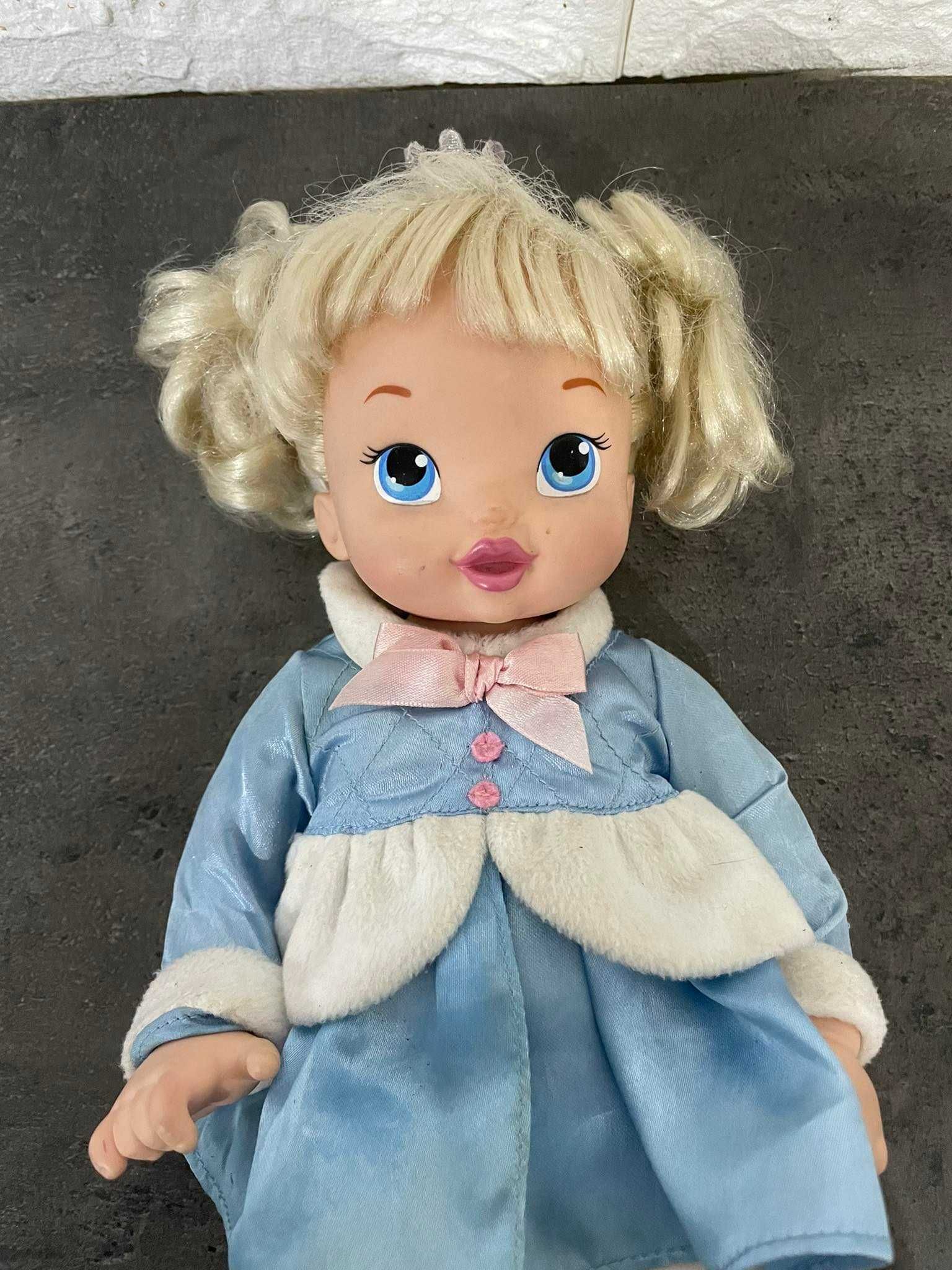 Lalka laleczka do zabawy dla dziewczynki w sukience