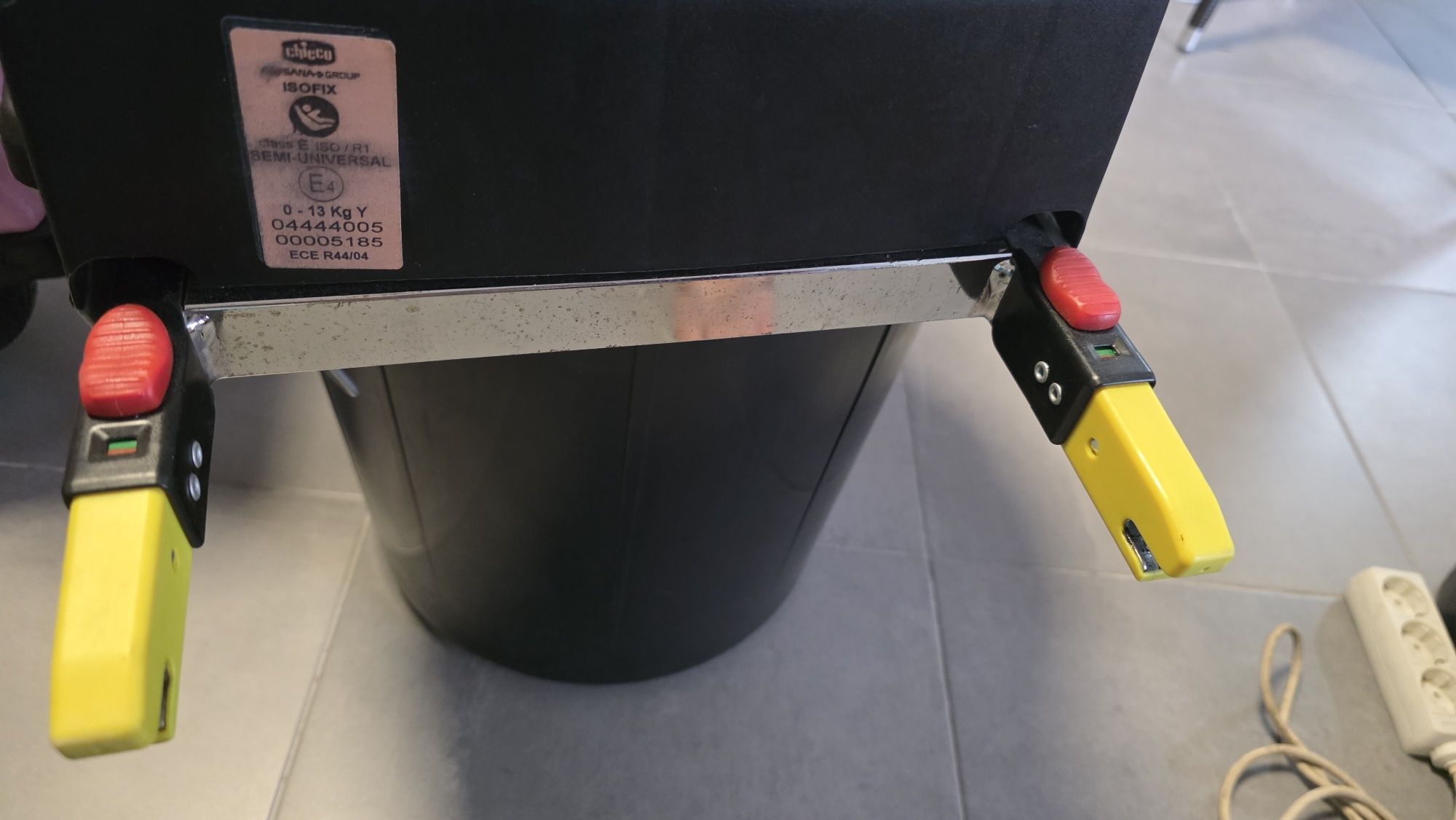 Isofix para ovo de bebé