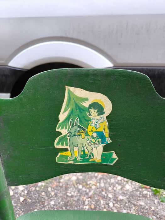 Krzesełko drewniane do karmienia vintage PRL