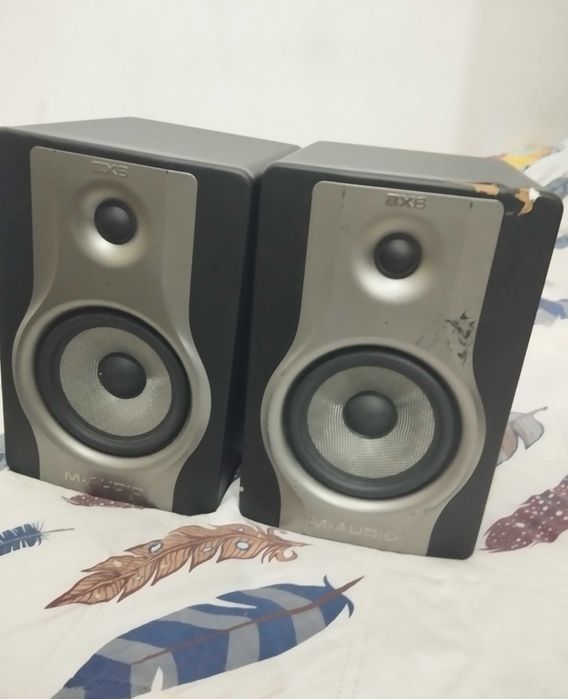 M-Audio BX6 Carbon Colunas Monitor de Estúdio(Par)