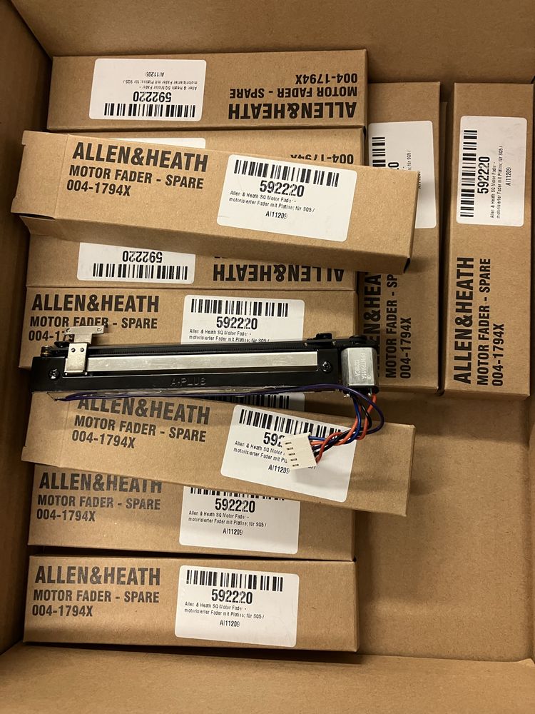 Allen&Heath motor fader zestaw