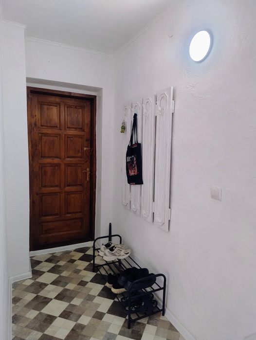 Здам в оренду 1кімнатну квартиру студію на вул Закарпатська