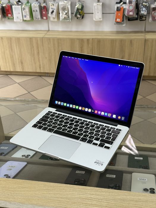 MacBook Pro 13 2015 i5 8/128Gb Silver
