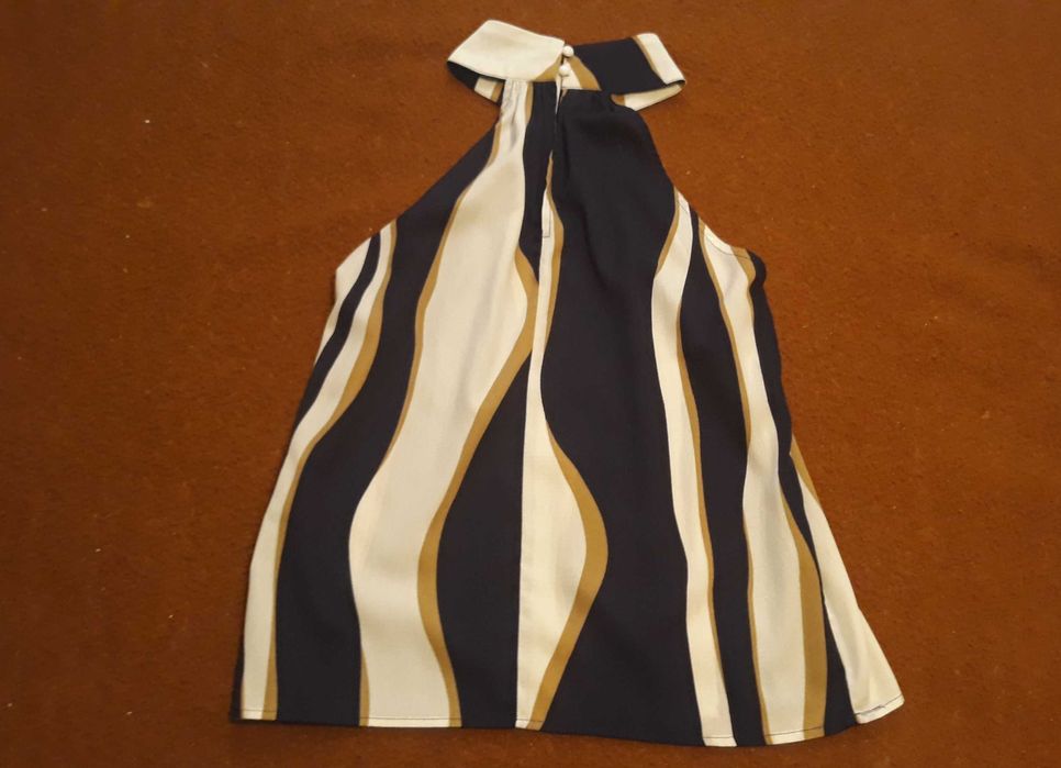 Blusa de senhora - M - nova - portes incluídos