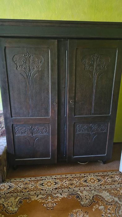 Szafa. Antyk, secesja,  Dębowa, rzeźbiona.