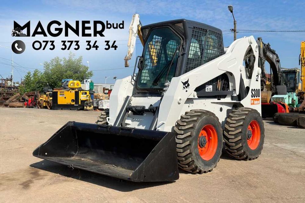 Оренда Bobcat S300 | Послуги міні погрузчика бобкет (бобкат) С300