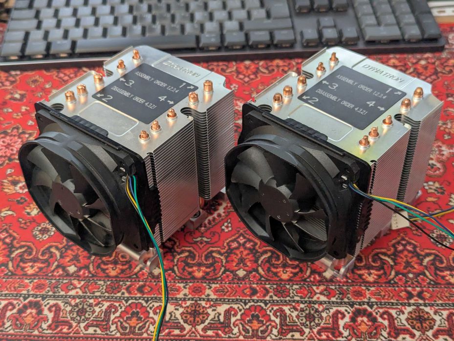 Кулер процесора Dynatron B11 3U LGA 3647. Залишилось 4 шт.