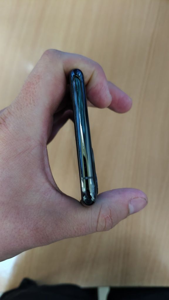 Iphone 11 pro max 96% акумулятор