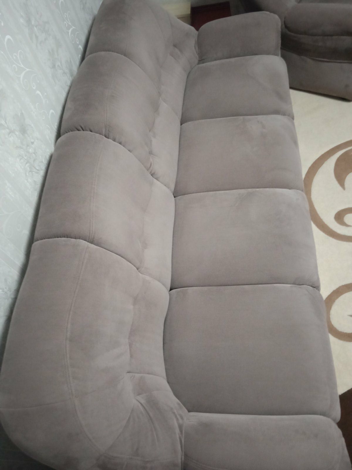 Мягкий уголок диван+2 кресла
диван+2 кресла