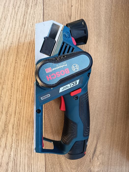 Strug Bosch GHO 12V-20 Professional