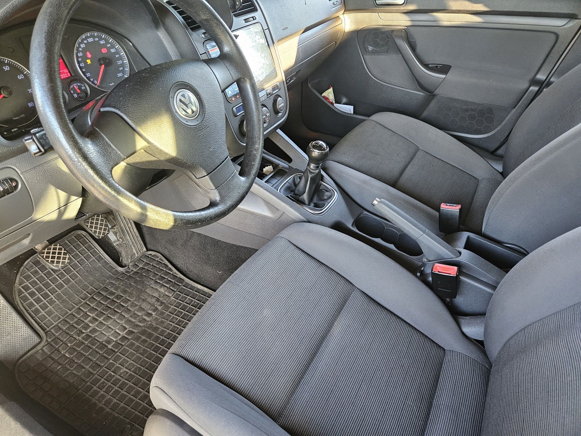 Vw Golf V 1.6 Mpi benzyna