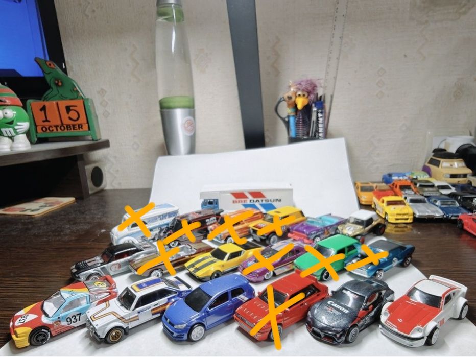 Машинки модели hot wheels matchbox Johnny lightning real riders резина