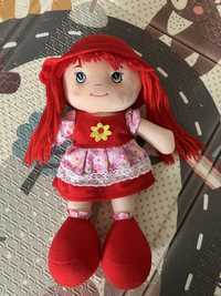 Szmaciana lalka czerwona