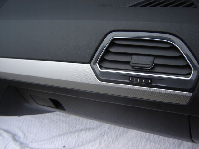 VW TIGUAN DEKORY LISTWY KONSOLI IDEAŁ 5NA