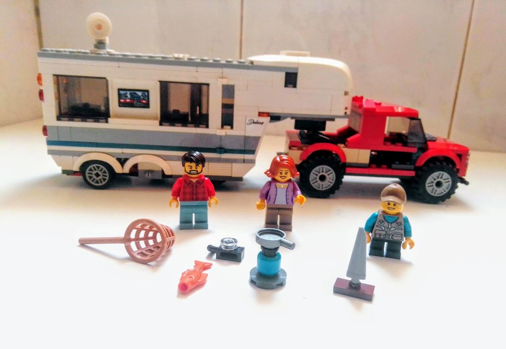 Lego Wildlife Caravana 60182.
