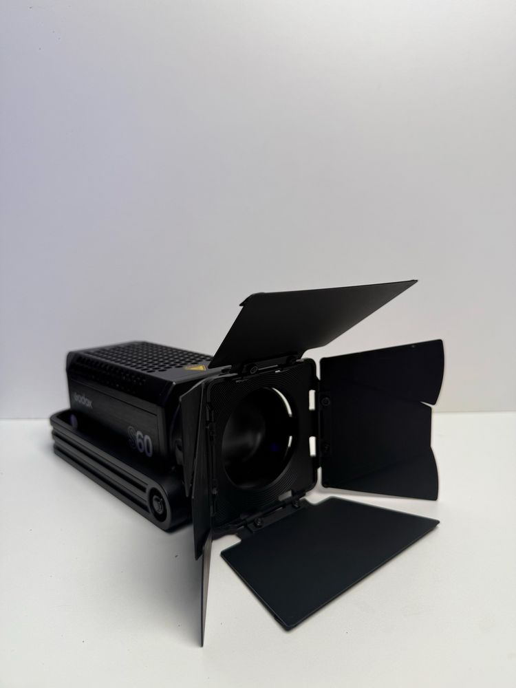 Постійне світло Godox s60