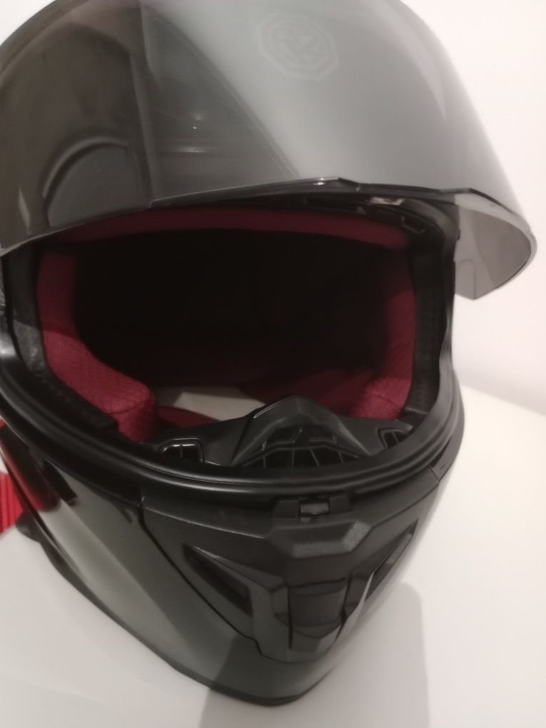 Capacete de moto NOVO
