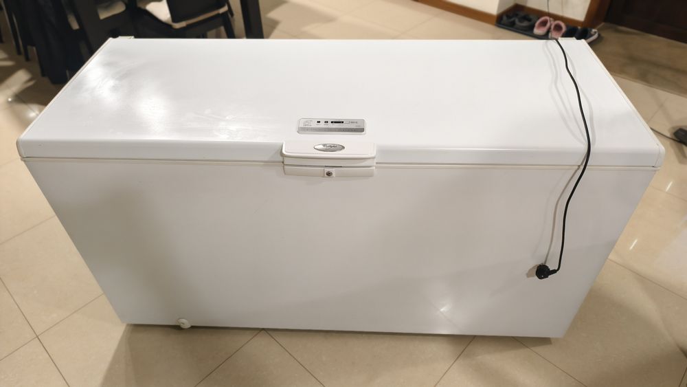 Arca Whirlpool 6 sense wh3610 A+E 365L