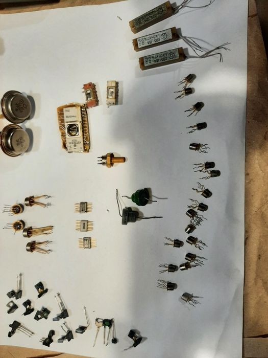 Радиодетали  транзисторв и др