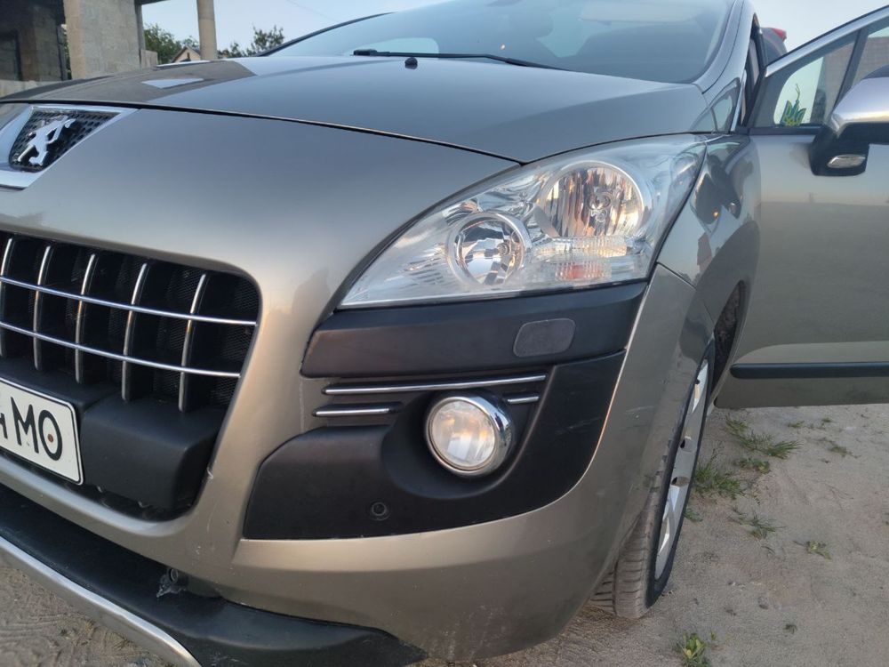 Peugeot 3008 2010р 1.6 дизель