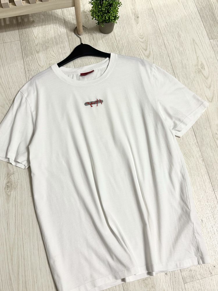 Hugo Boss Center Logo Tee футболка оригінал оригинал опт
