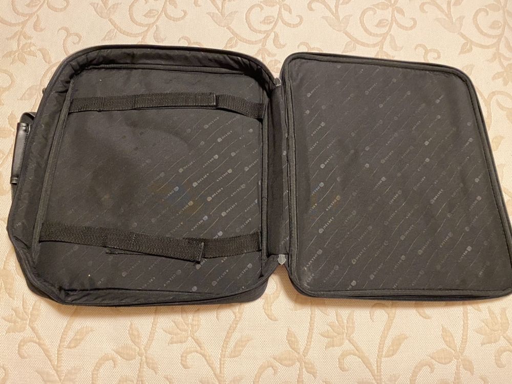 Mala para portatil - delsey laptop bag