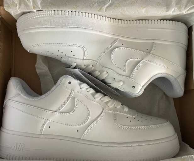 Nike Air Force 1 Low '07 White 40.5
