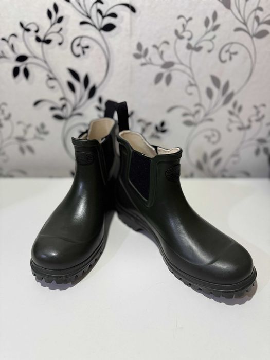 Жіночі гумові чобітки Superga, 37р