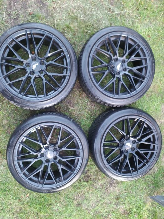 Japan Racing 28 R18 8.5J ET45 5x112
