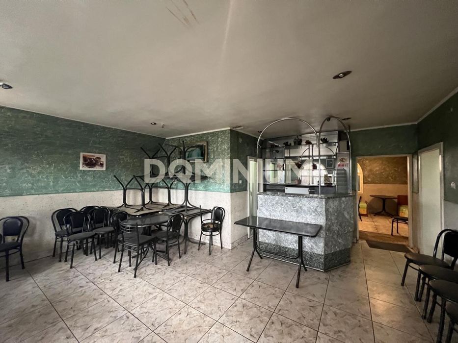 Продається комерційна будівля у м. Хуст