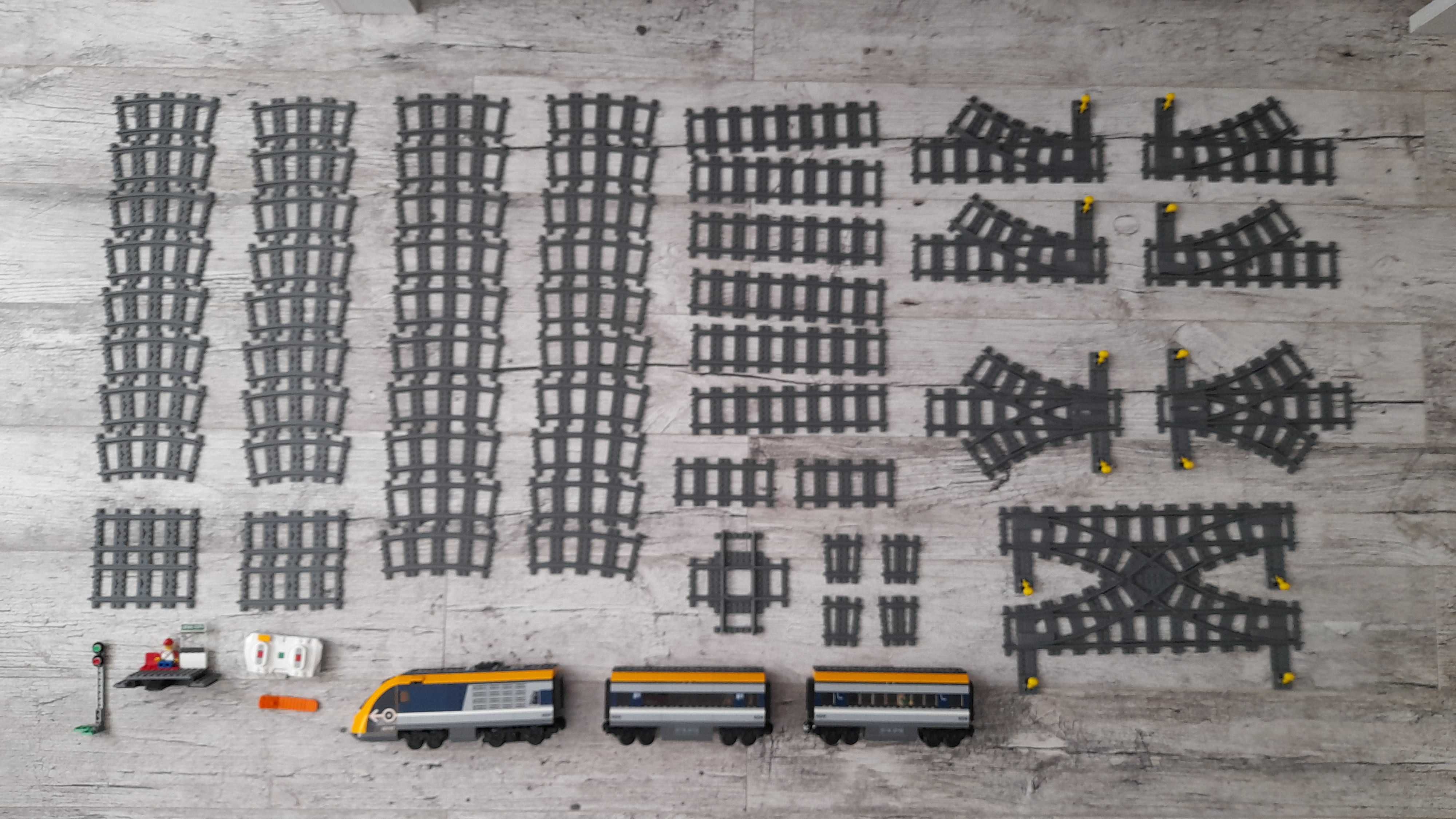 Pociąg LEGO CITY 60197 + Mega rozbudowany zestaw torów