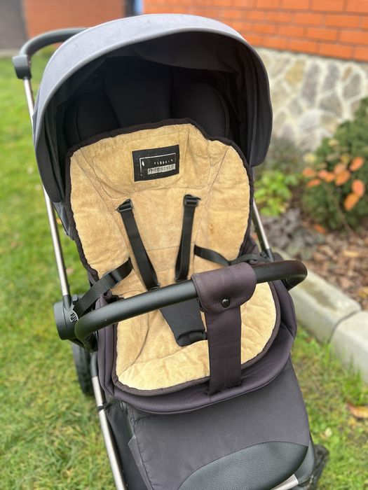 Коляска прогулянкова з реверсивним блоком ME 1128 AVENUE