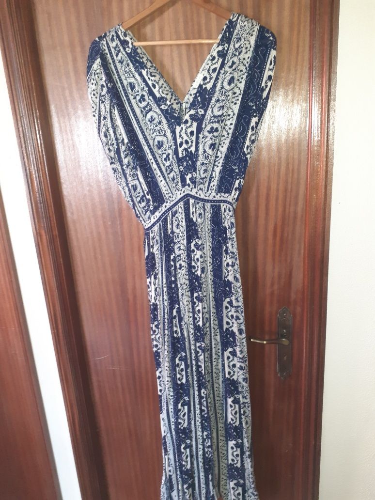 Vestido usado    .