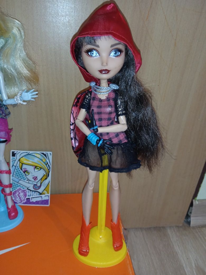 Lalki ever after high z kolekcji