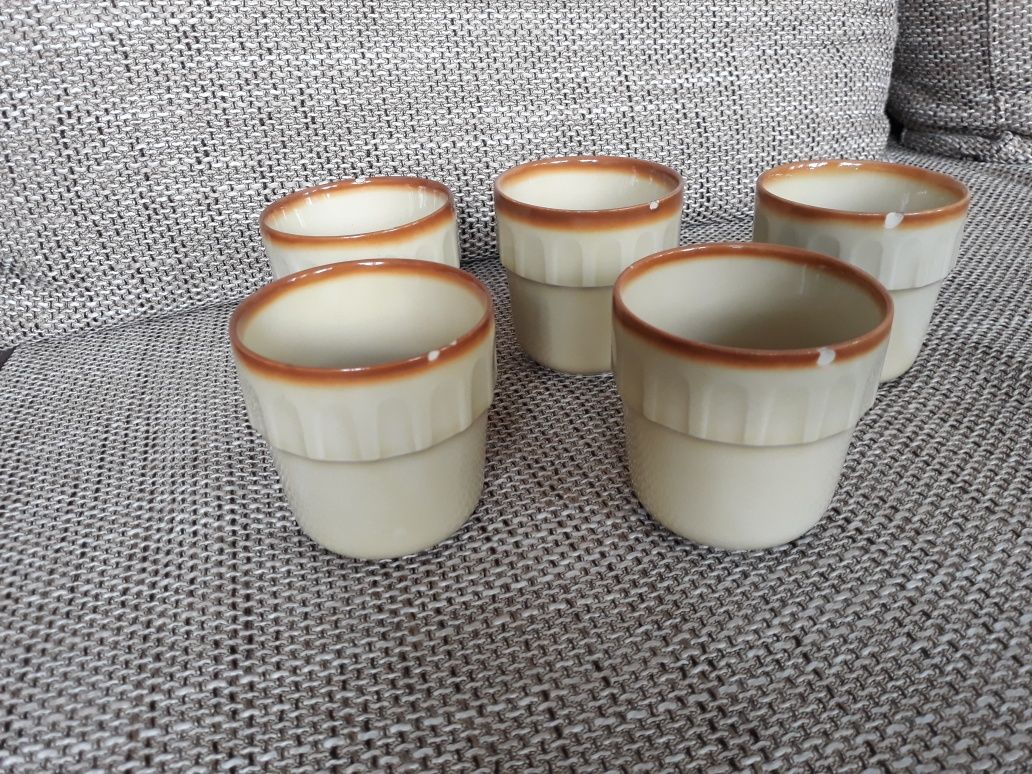 Kubki ceramiczne PRL