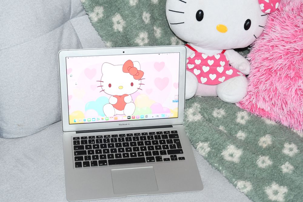 Apple MacBook Air A1466 Core i5 1800mhz 8gb 128gb 2017 Monterey bat 9H