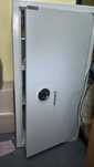 sejf gabinetowy wys. 120 cm, tanio