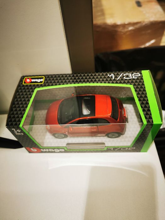 Fiat 500 Burago 1/32