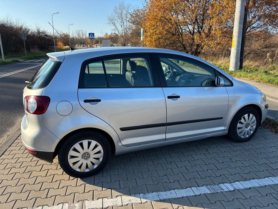 Vw Golf 5 V Plus 1.9 TDi 2006r Klimatyzacja Zarej w PL aktualne opłaty