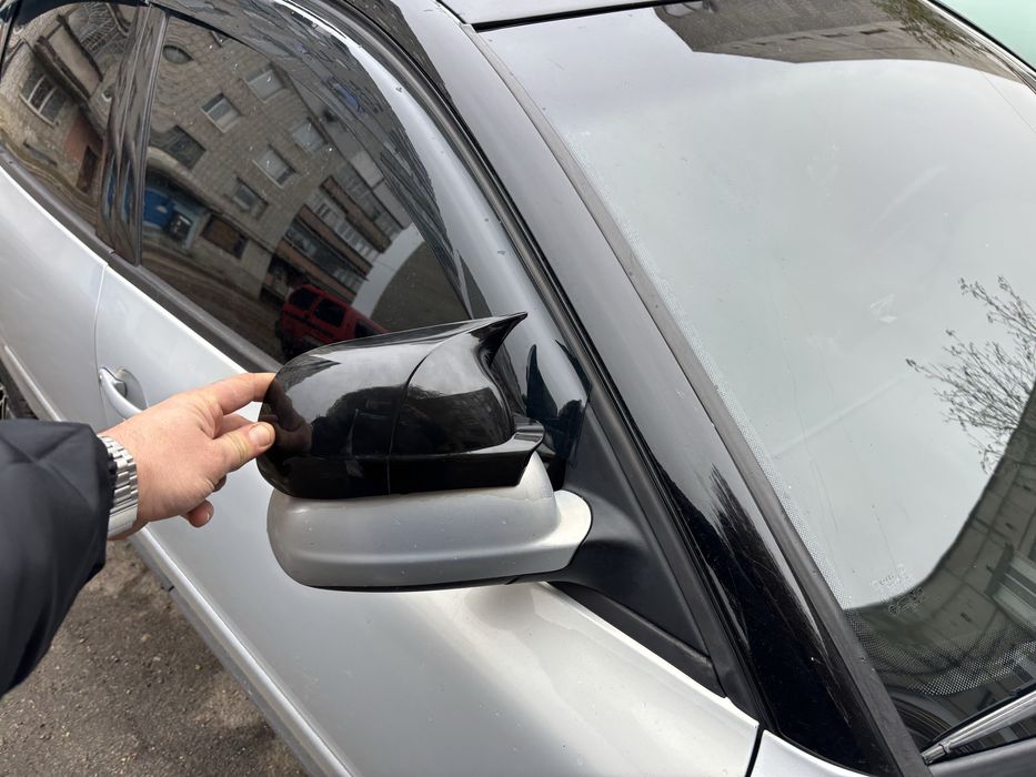 Продам накладки на зеркала R Line на автомобиль Passat b5+ и Golf 5.