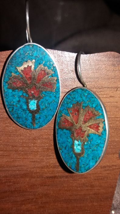 Продам комплект серьги+кулон,серебро+натуральные камни,экв.100$