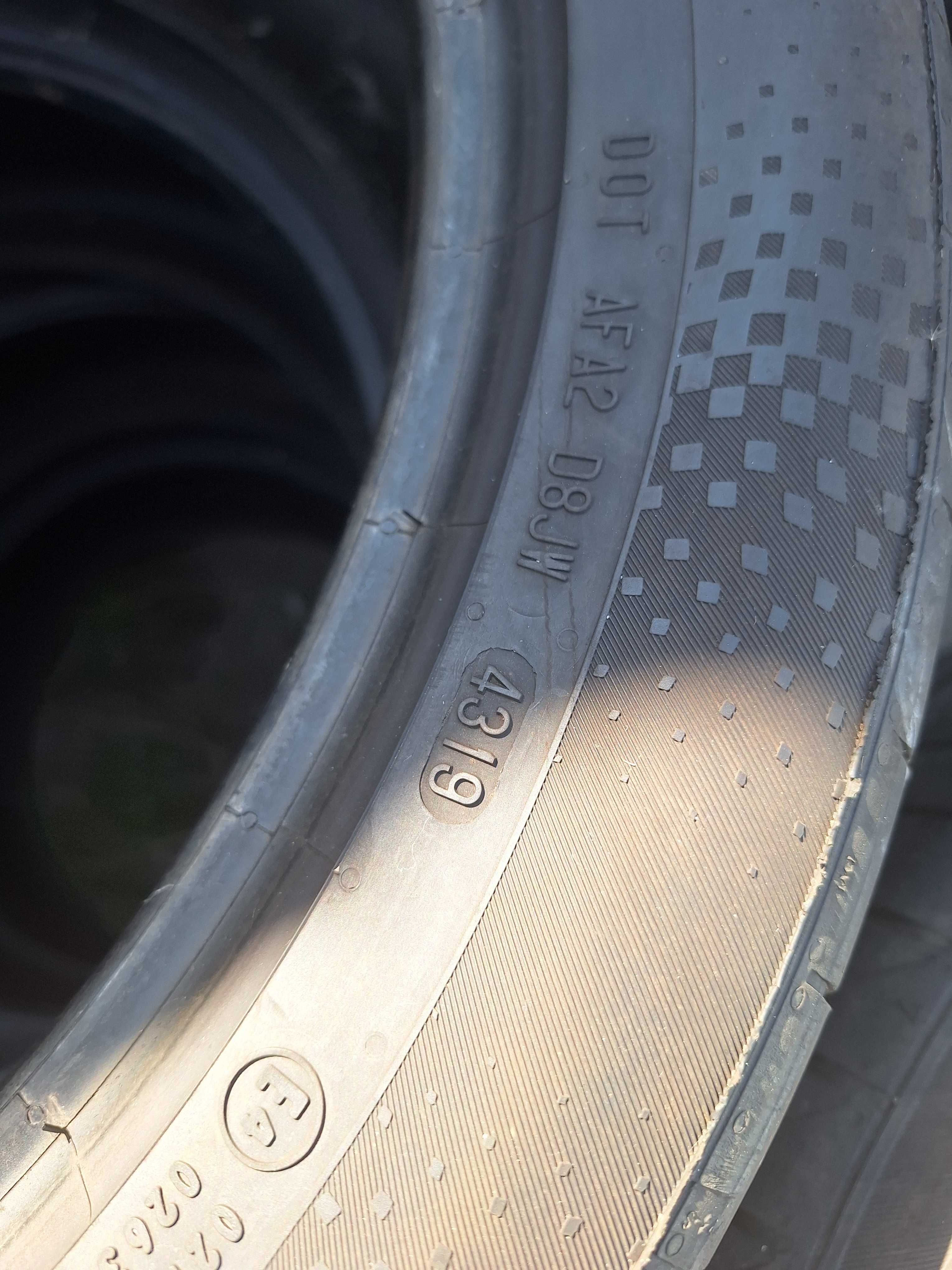 Opony Continental 245/45R19XL