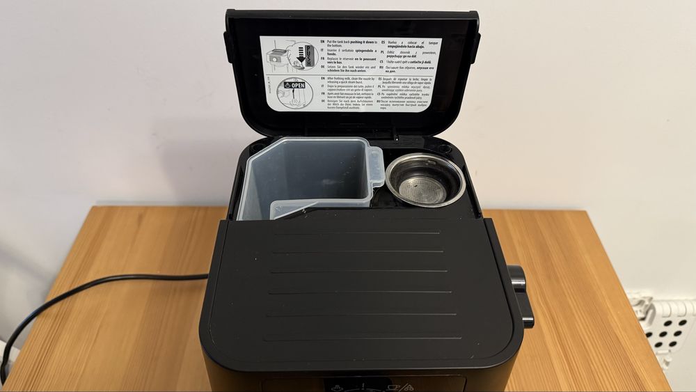 Ekspres kolbowy DE LONGHI Stilosa EC 235.BK
