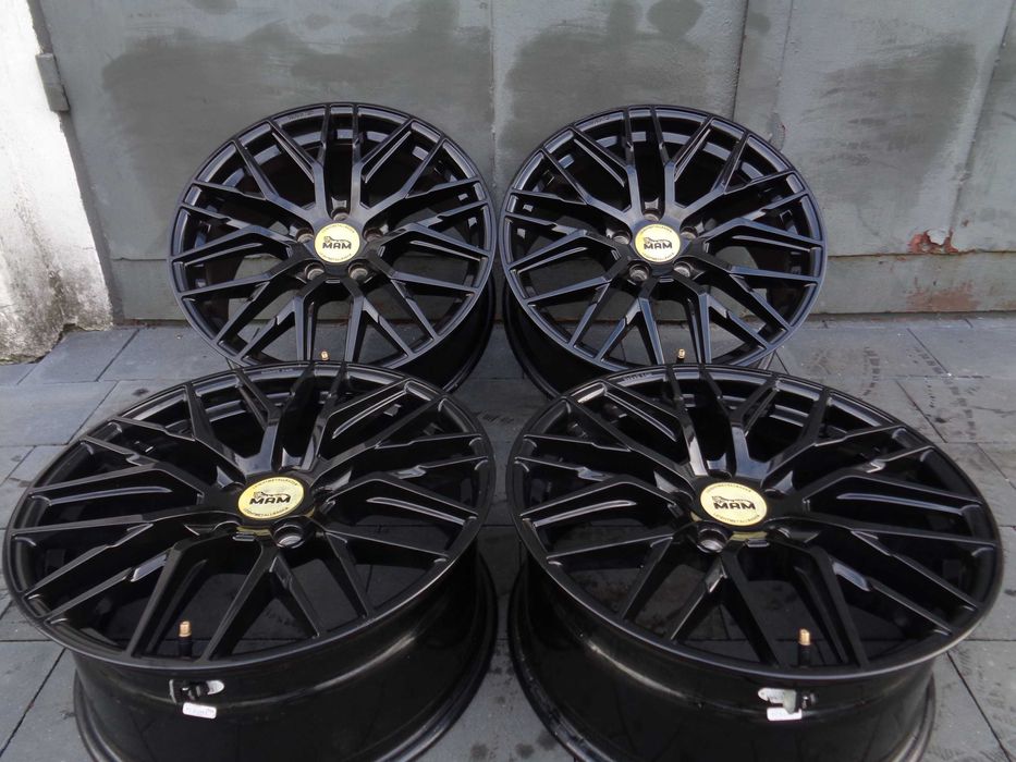 Czarne alufelgi MAM RS4 18 cali 5x114,3 Honda, Kia, Hyudai, Toyota