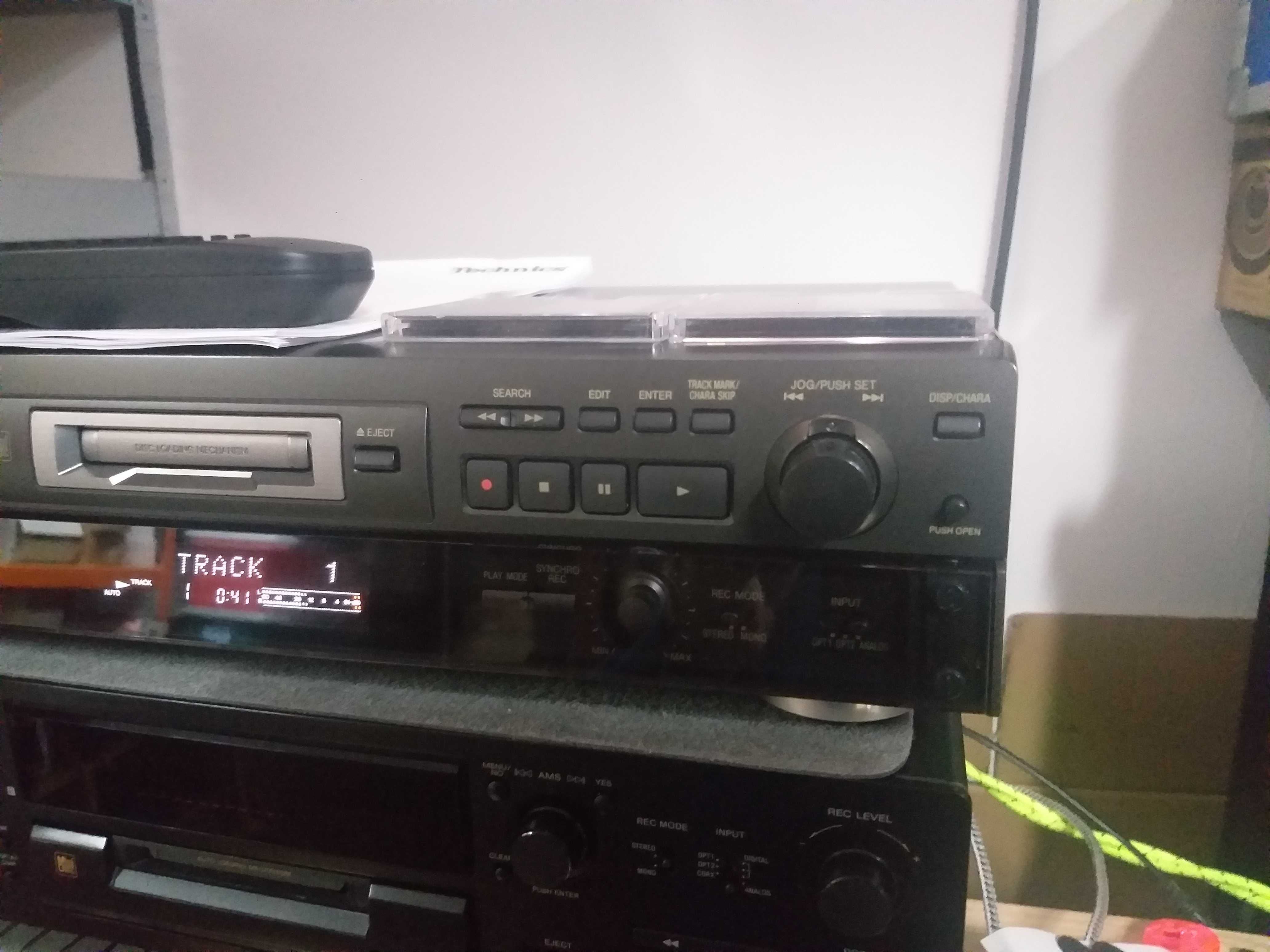 MiniDisc Technics SJ-MD100 + dyskietki + pilot