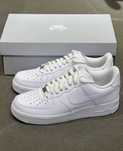 Nike Air Force 1 White Zupełnie nowe, nienoszone R.43