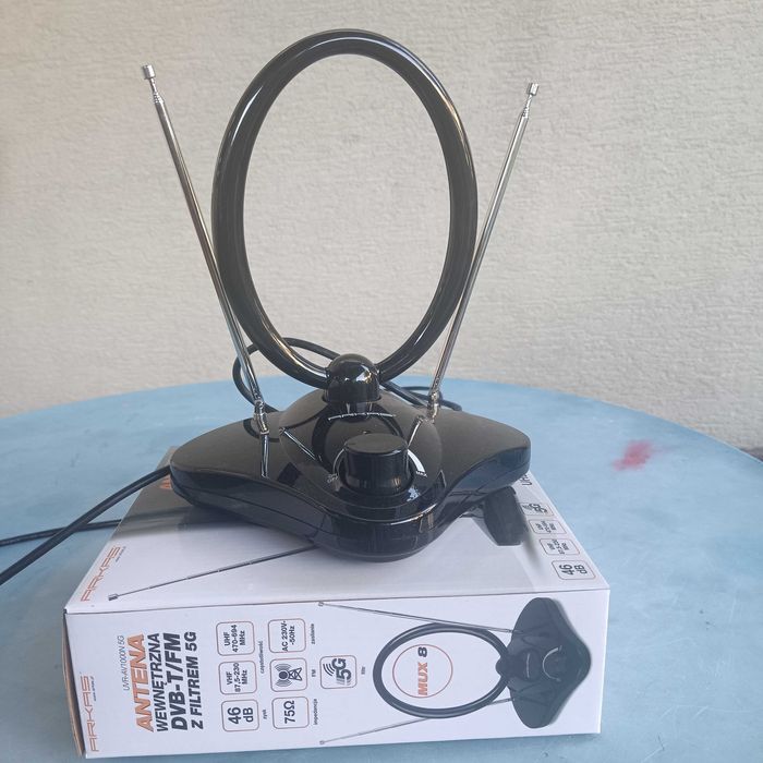 Antena TV wewnętrzna