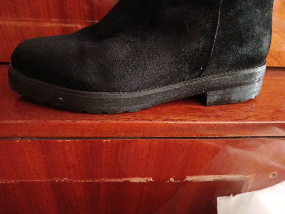 Зимние женские сапоги