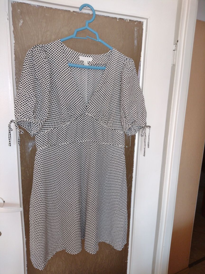 Śliczna sukienka pinap w kropki H&M L